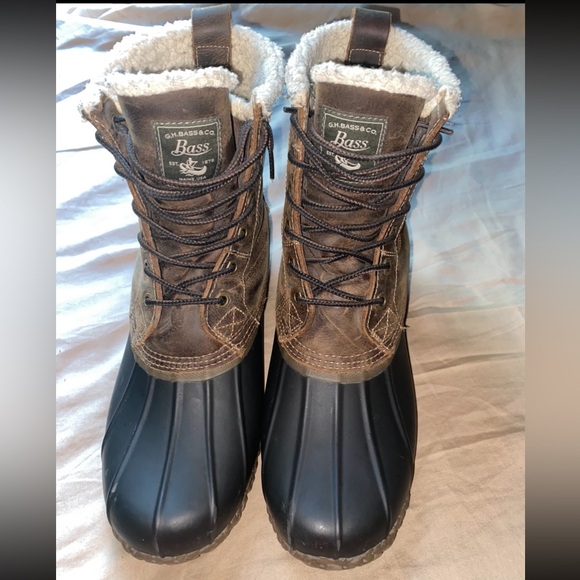 G.H. Bass & Co fleeced line leather snow boot. - Picture 9 of 14